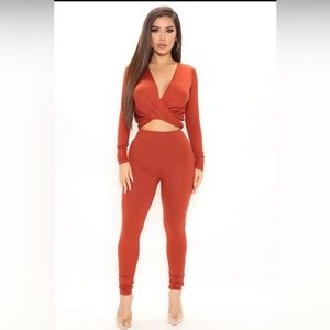 BURNT ORANGE CUT OUT JUMPSUIT